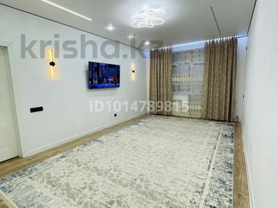 2-бөлмелі пәтер · 64 м² · 4/5 қабат, Асар-2 ш/а 3390А — ТЦ Tolebi, бағасы: 200 000 ₸ в Шымкенте, Абайский р-н