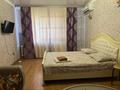 1-комнатная квартира, 38 м², 1/5 этаж посуточно, Астана 15 за 7 000 〒 в Уральске