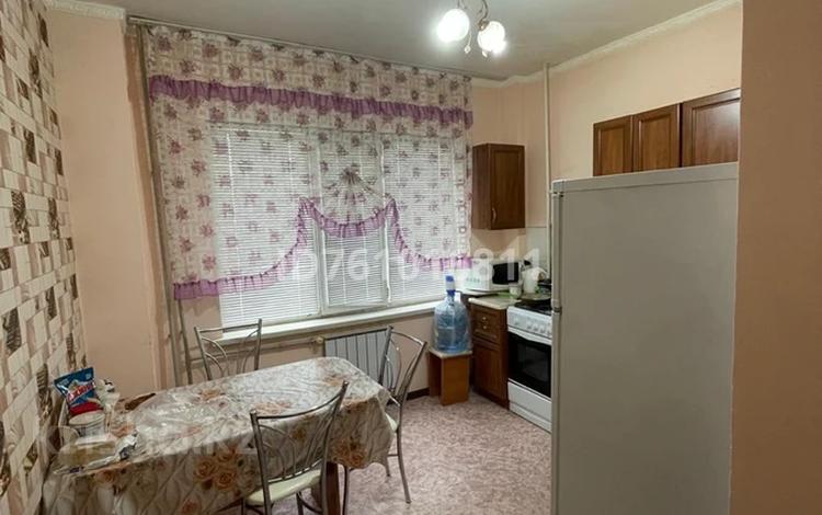 2-бөлмелі пәтер · 68 м² · 2/6 қабат, Ерниязова 16, бағасы: 200 000 ₸ в Атырау — фото 2