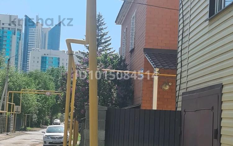 Жеке үй · 17 бөлме · 680 м² · 9 жүзд., мкр Шубар 54, бағасы: 200 млн ₸ в Астане, Есильский р-н — фото 12