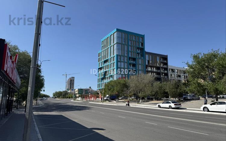 4-комнатная квартира · 186 м² · 6/7 этаж, 14-й мкр 99 за 500 000 ₸ в Актау — фото 2