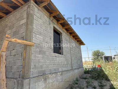 Отдельный дом · 4 комнаты · 150 м² · 5 сот., Магазин айдана за 28 млн ₸ в Кемертогане