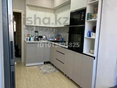 3-комнатная квартира · 70 м² · 2/5 этаж, Ердена 207 за 22 млн ₸ в Сатпаев