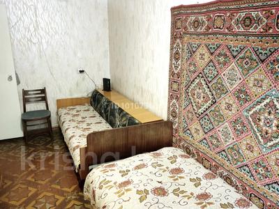 3-комнатная квартира · 56 м² · 1/9 этаж, мкр Новый Город 56 за 17.5 млн ₸ в Караганде, Казыбек би р-н