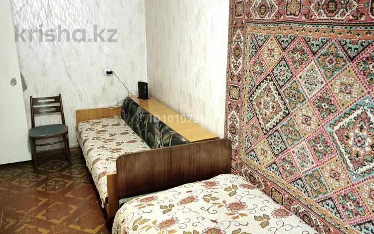 3-комнатная квартира · 56 м² · 1/9 этаж, мкр Новый Город 56 за 17.5 млн ₸ в Караганде, Казыбек би р-н — фото 2