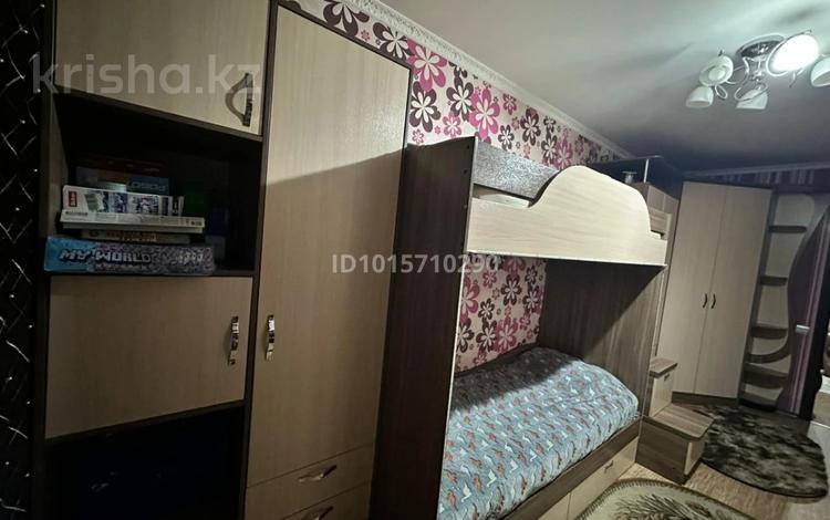 2-бөлмелі пәтер · 45 м² · 4/5 қабат, Олжабай батыра 11, бағасы: 16.5 млн ₸ в Павлодаре — фото 2