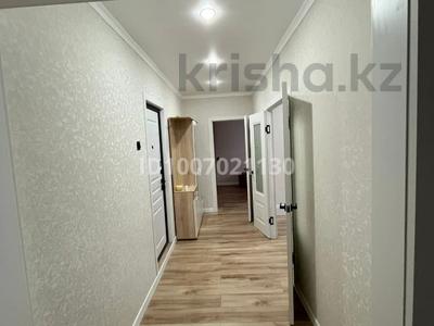 2-комнатная квартира · 54 м² · 3/9 этаж, мкр Юго-Восток, Мкр Степной 2 1 за 190 000 〒 в Караганде, Казыбек би р-н
