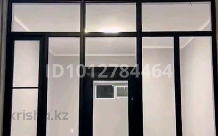 Магазины и бутики · 37 м² за 150 000 ₸ в Таразе — фото 2