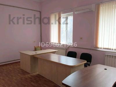 Офисы · 122 м² за 183 000 ₸ в Шымкенте, Аль-Фарабийский р-н