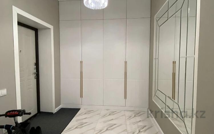 3-комнатная квартира · 127.6 м² · 3/5 этаж, мкр. Алтын орда, Ораз Татеулы за 48 млн ₸ в Актобе — фото 2