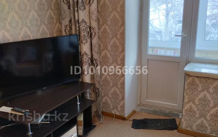 3-комнатная квартира · 57.9 м² · 4/5 этаж, Шахтостроителеи 49 за 8 млн ₸ в Алтае — фото 2