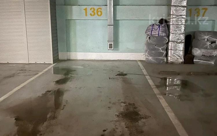 Паркинг · 15 м² · Туркестан 30А — Туркестан за 15 000 ₸ в Астане, Есильский р-н — фото 2