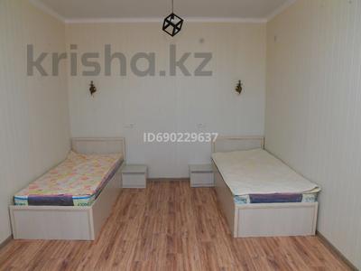 2-комнатная квартира, 43 м², 1/2 этаж помесячно, Казыбек би 4 — Садика и частной школы за 90 000 〒 в Туркестане