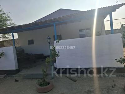 Часть дома · 3 комнаты · 100 м² · 15 сот., Есмамбет 71/1 — Рядом с автобусной остановки(маршрут 105) за 22 млн ₸ в 