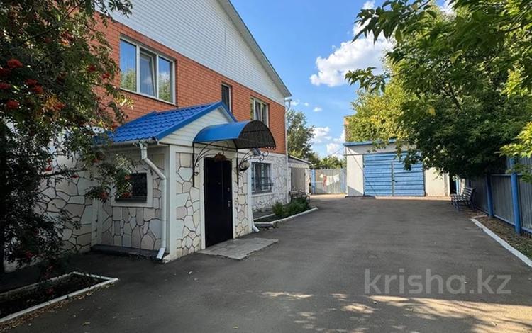 Отдельный дом · 5 комнат · 230 м² · 10 сот., Баймуканова 33 за 73 млн ₸ в Кокшетау — фото 2