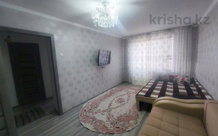 1-комнатная квартира, 34 м², 2/5 этаж, Достык 49 за 11 млн 〒 в Талдыкоргане — фото 2