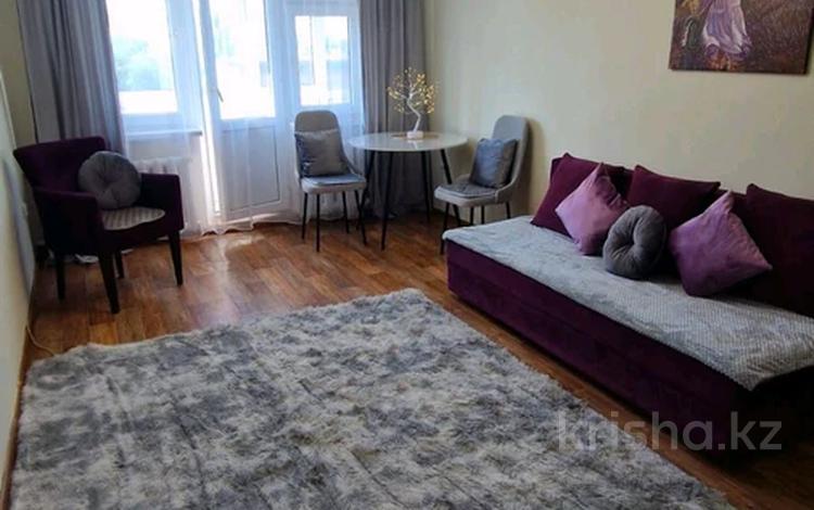 3-комнатная квартира · 60 м² · 3/4 этаж, Жандосова — Радостовца за 350 000 ₸ в Алматы, Бостандыкский р-н — фото 2