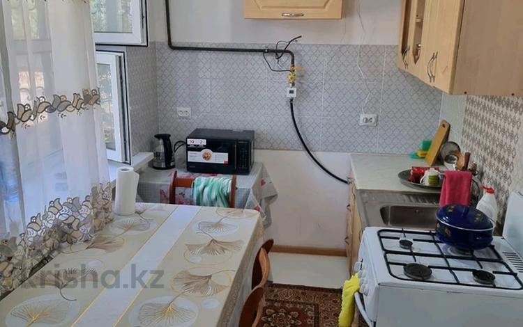 3-комнатная квартира · 70 м² · 1/4 этаж, 1микр 11 за 210 000 ₸ в Конаеве — фото 2