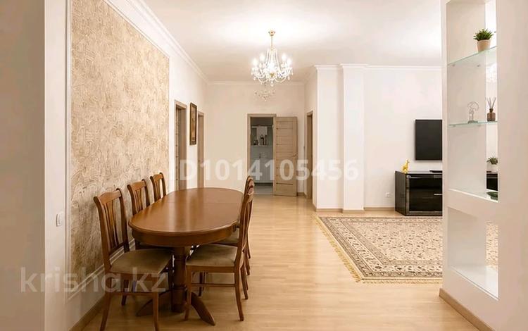 5-бөлмелі пәтер · 215 м² · 5/13 қабат, Ракымжан Кошкарбаев 28, бағасы: 1 млн ₸ в Астане, Сарайшык р-н — фото 2