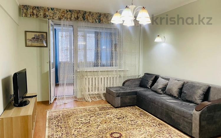 2-комнатная квартира, 70 м², 2/5 этаж помесячно, Зенкова