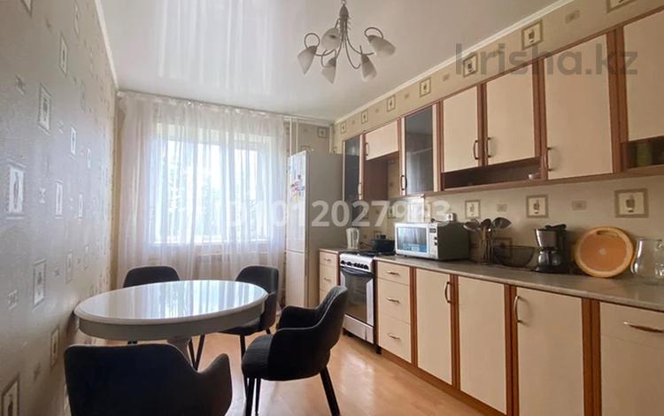 2-бөлмелі пәтер · 71 м² · 3/6 қабат, Садовая, бағасы: 33 млн ₸ в Костанае — фото 2