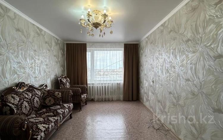 3-комнатная квартира · 62.8 м² · 9/9 этаж, мкр 8, 101 стрелковой дивизии за 21 млн ₸ в Актобе — фото 2