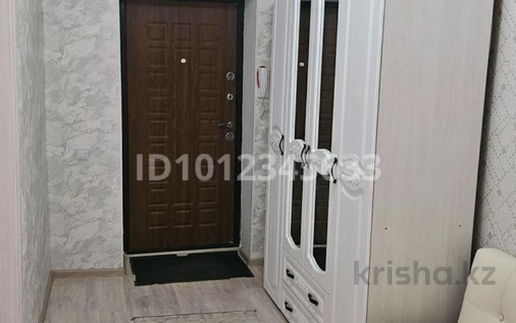 2-бөлмелі пәтер · 60 м² · 1/4 қабат, Есет батыр атындағы ш.а., бағасы: 16.5 млн ₸ в Актобе, мкр Акжар — фото 29