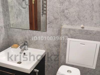 2-бөлмелі пәтер · 70 м² · 1/2 қабат, Тауельсиздык 186 — Тауельсиздык/Урицкого, бағасы: 180 000 ₸ в Костанае