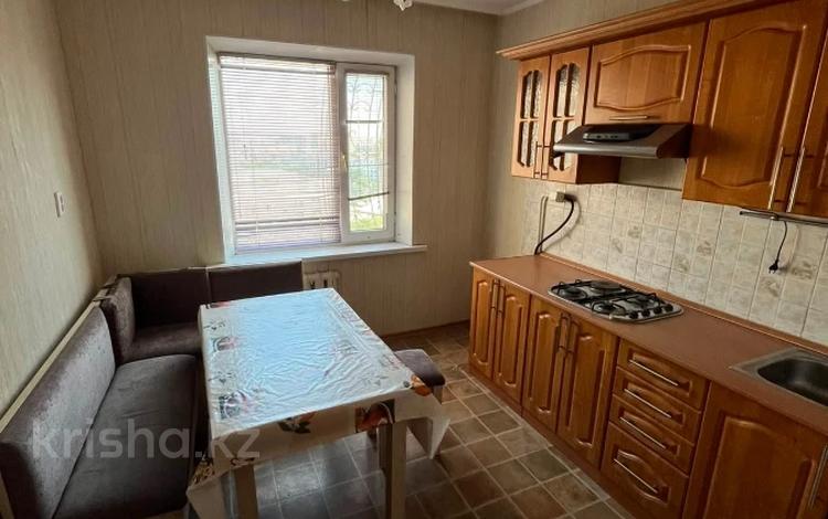 4-комнатная квартира · 80 м² · 10/10 этаж, Бозтаева 59 за 28.5 млн ₸ в Семее — фото 2