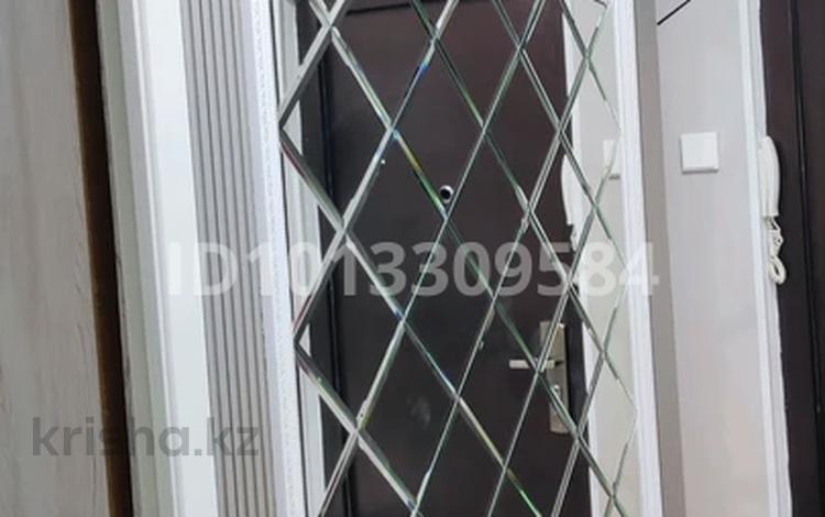 3-бөлмелі пәтер · 63 м² · 1/5 қабат, Сары арка 8 — 9 квартал, бағасы: 28 млн ₸ в Жезказгане — фото 2