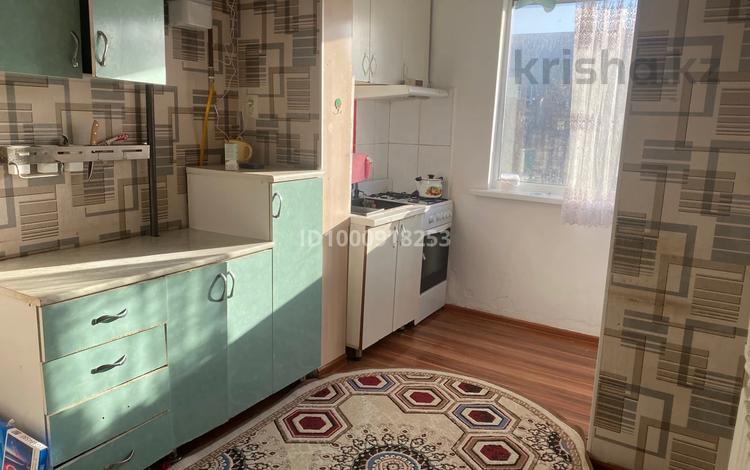 4-бөлмелі пәтер · 72 м² · 4/5 қабат, Алфараби 55 — Абая, бағасы: 80 000 ₸ в Кентау — фото 2