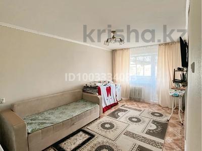 2-комнатная квартира · 45 м² · 4/5 этаж, Майкудук, 14й микрорайон 11 за 11.5 млн ₸ в Караганде, Алихана Бокейханова р-н