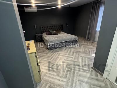 Отдельный дом · 4 комнаты · 240 м² · 10 сот., Цветочная 21 за 53.5 млн 〒 в Рудном