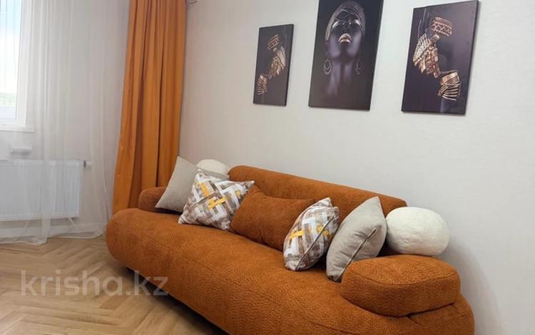 2-комнатная квартира · 60 м² · 4/16 этаж, Мангилик Ел 74 за 350 000 ₸ в Астане, Есильский р-н — фото 2