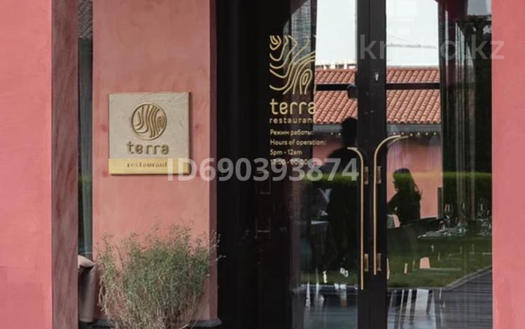 Ресторан и Бар премиум-класса (готовый бизнес), 222 м² за 135 млн 〒 в Алматы, Бостандыкский р-н — фото 12