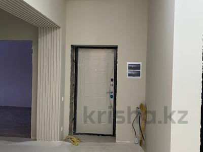 Продажа квартир в Актюбинской обл.: 4-комнатная квартира · 117 м² · 1/5 этаж, мкр. Алтын орда, Мкр. Батыс 2 45А — Х.досмухамед улы за 43.5 млн 〒 4-комнатная квартира · 117 м² · 1/5 этаж, мкр. Алтын орда, Мкр. Батыс 2 45А — Х.досмухамед улы за 43.5 млн 〒 в Актобе