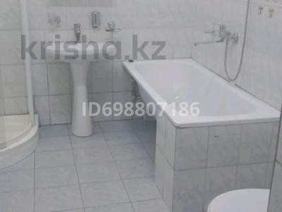 Жеке үй · 4 бөлме · 84 м² · 8 сот., Брусиловского — Чернышевского, бағасы: 15.3 млн 〒 в Темиртау