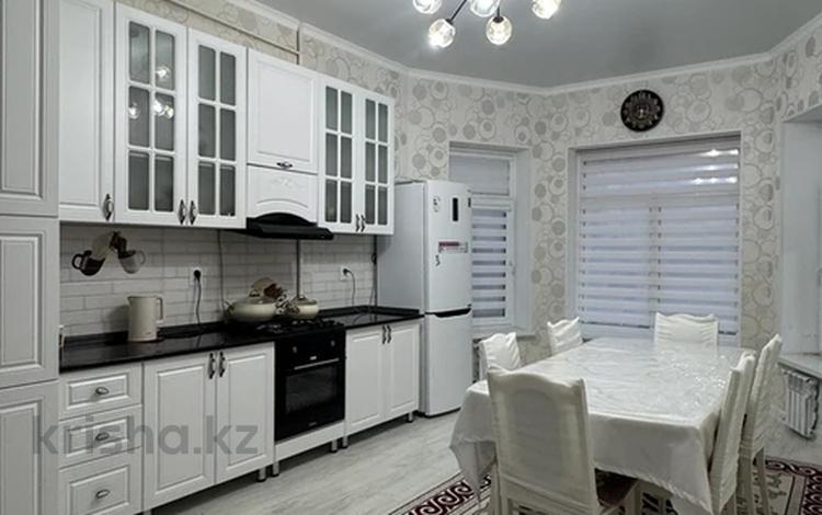 3-комнатная квартира · 95.4 м² · 2/4 этаж, Жемчужная 1 за 26.9 млн ₸ в Актау, мкр Приморский — фото 2