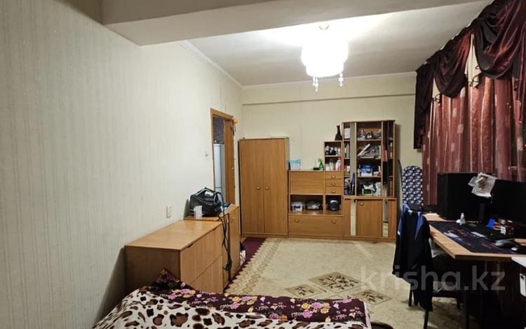 1-комнатная квартира · 34.1 м² · 2/5 этаж, Басенова за 28.5 млн ₸ в Алматы, Бостандыкский р-н — фото 7