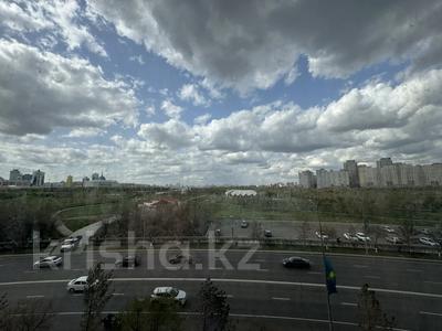 4-комнатная квартира, 215 м², 4/20 этаж, Жумекен Нажимеденов 2 за 170 млн 〒 в Астане, Алматы р-н