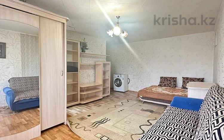 1-комнатная квартира, 33 м², 5/5 этаж, Кенесары 82 — Евразийский университет