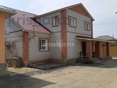 Отдельный дом · 10 комнат · 380 м² · 12 сот., мкр Атырау, Ермек Дутбаев 22 за 60 млн 〒