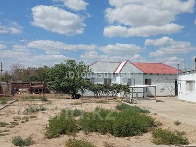 Отдельный дом · 3 комнаты · 120 м² · 12 сот., мкр Аксай, Казахстанская 19 за 19 млн 〒 в Атырау