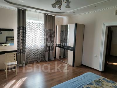 3-комнатная квартира · 130 м² · 2/3 этаж, Шамина за 330 000 ₸ в Атырау, мкр Жилгородок