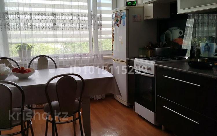 4-комнатная квартира · 85 м², 11 мкр 9 за 12 млн ₸ в Житикаре — фото 2
