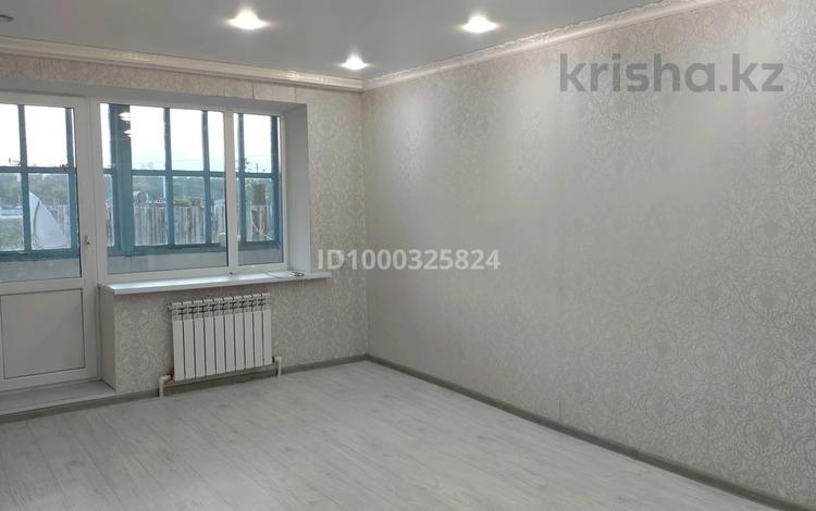 3-бөлмелі пәтер · 60 м² · 1/2 қабат, Костанайская — Мкр Черёмушки. В доме магазин автозапчастей, бағасы: 8.5 млн ₸ в Аманкарагае — фото 11