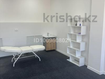 Свободное назначение, офисы, салоны красоты · 35 м² за 100 000 ₸ в Мерке