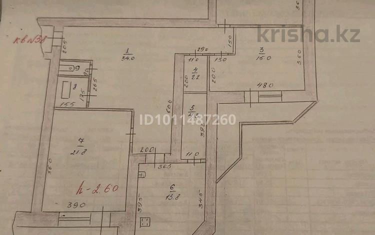 3-бөлмелі пәтер · 111.7 м² · 10/10 қабат, мкр 5, пр-т Абулхаир хана — напротив остановки Центральный стадион, бағасы: 40 млн ₸ в Актобе — фото 2
