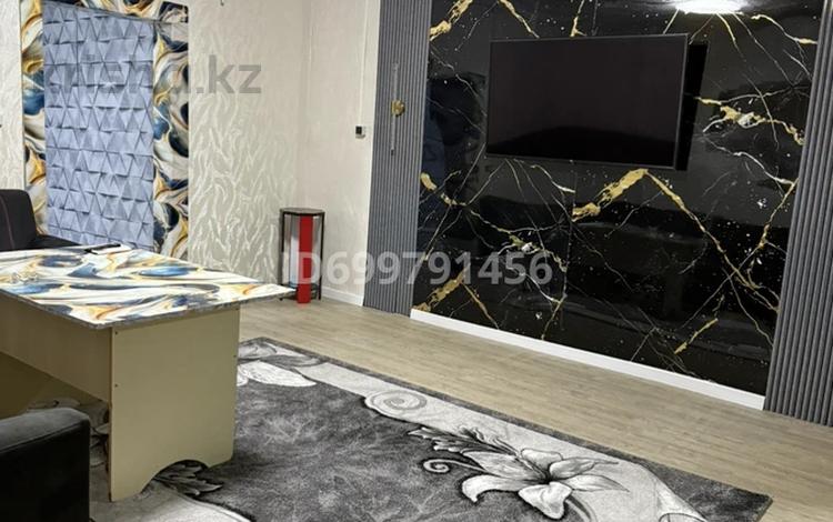 3-комнатная квартира · 95.5 м² · 1 этаж, Омаршаев 7/5 — Аль-фараби за 15 000 ₸ в Жетысае — фото 6