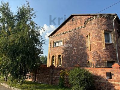 Отдельный дом · 7 комнат · 330 м² · 13 сот., Химиков за 120 млн ₸ в Павлодаре